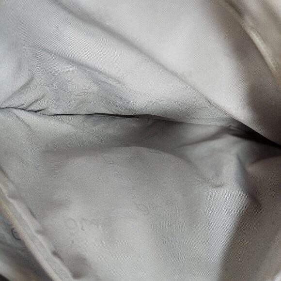 Baggallini Black & White Crossbody Bag With Adjustable Strap - Picture 3 of 6